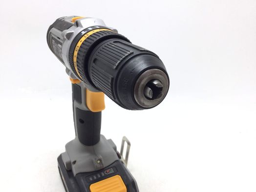taladro a bateria titan tti699com