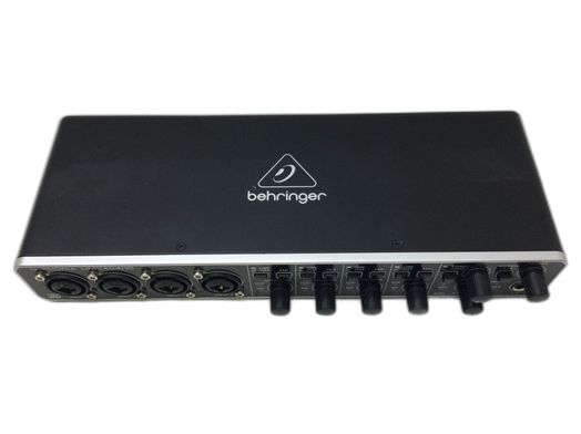 tarjeta sonido behringer u-phoria