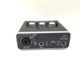 tarjeta sonido behringer uphoria um2