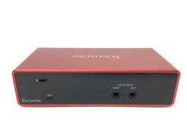 tarjeta sonido focusrite scarlet 2i2