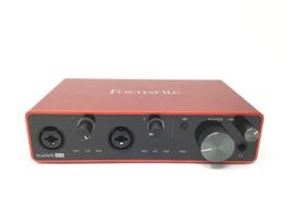 tarjeta sonido focusrite scarlett 4i4