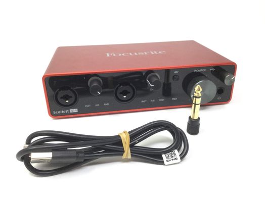 tarjeta sonido focusrite scarlett 4i4