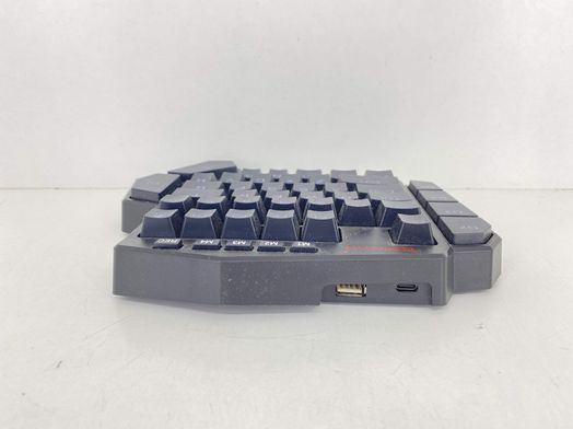 teclado alfanumerico redragon k585rgb