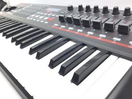 teclado electronico akai mpk 249