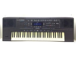 teclado electronico roland e500