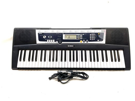 Teclado electrónico Yamaha YPT-210