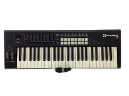 teclado eletr&oacute;nico novation launchkey 49 mk2