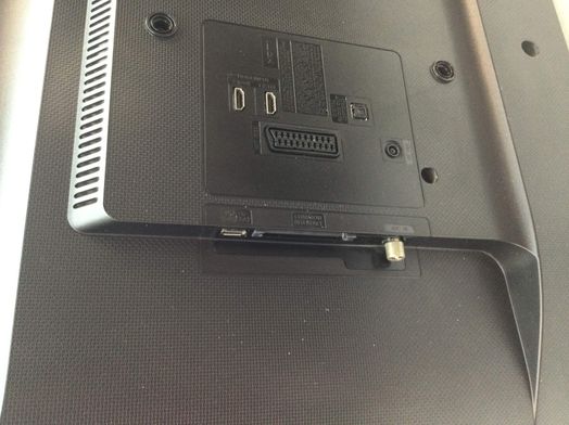 televisor led 32” samsung ue32j4000aw