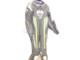 traje mono venom racing