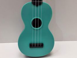 ukelele makala waterman