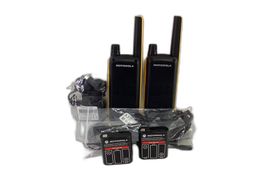 walkie talkie motorola t82  extreme