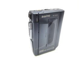 walkman sanyo m-1100c